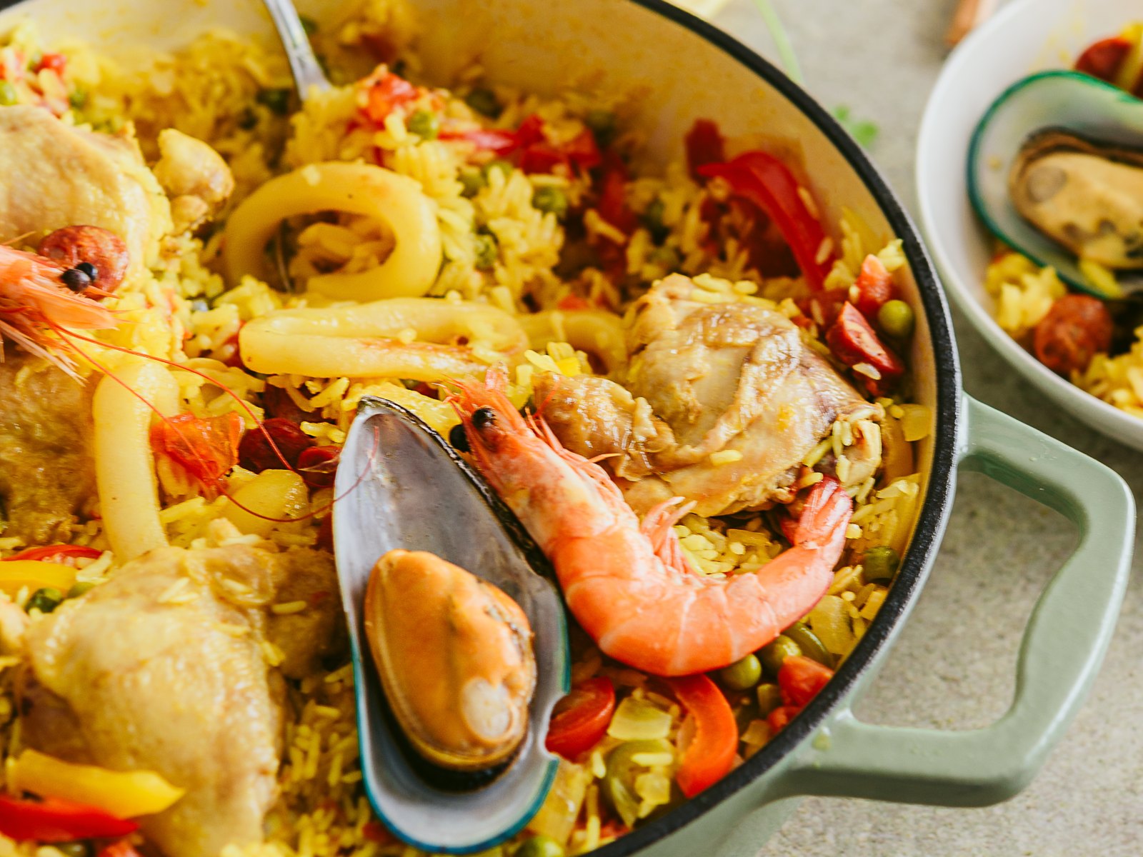 imagem de Paella de Frango e Marisco