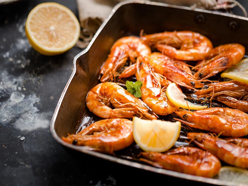 Camarão Frito com Casca, Alho e Limão